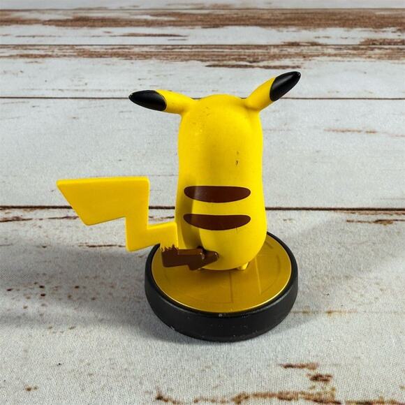 Nintendo Amiibo Pikachu Figure for Switch & Wii U Super Smash Bros - Picture 2 of 5